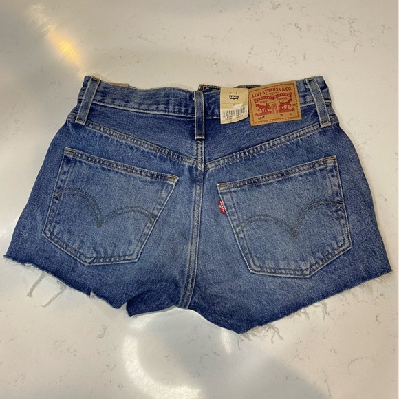 Levi’s 501 Women's Blue Denim Cutoff High rise Shorts size 25 - Picture 7 of 9